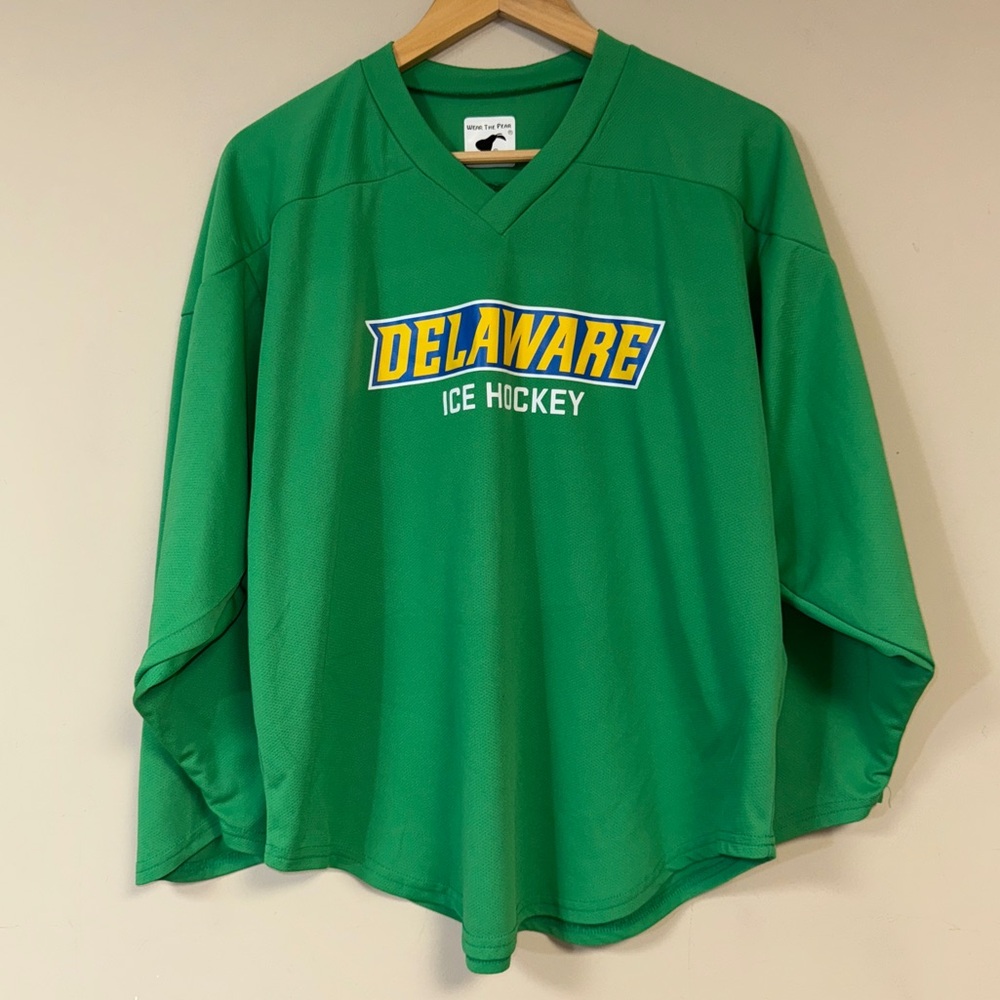 Kid’s Hockey Jersey Delaware Ice Hockey Youth Large/XL Green White Practice Game